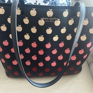 Kate Spade  Perfect Apple Tote Bag